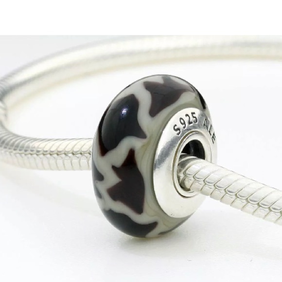 pandora giraffe glass bead pandora giraffe glass bead